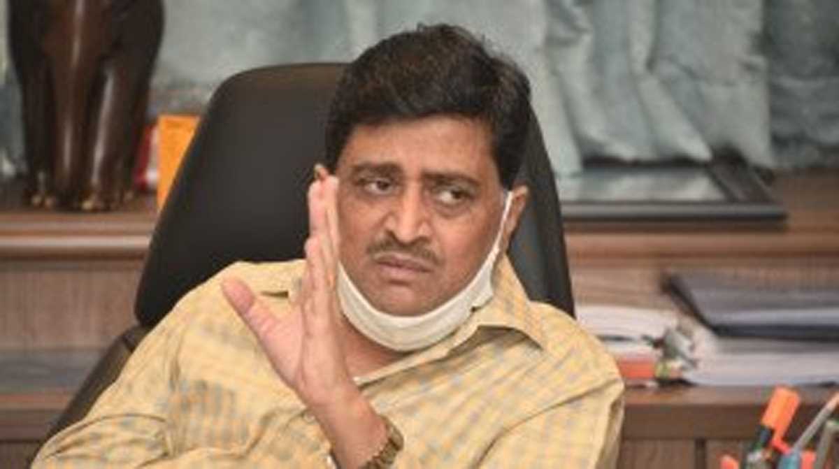 शिंदे नैतिक आधार पर इस्तीफा दे : दानवे